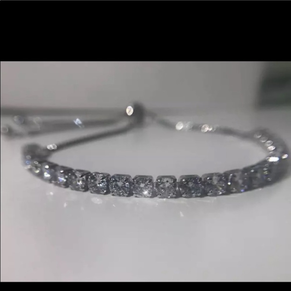 ✨Very lovely tennis bracelet✨ - Picture 15 of 16